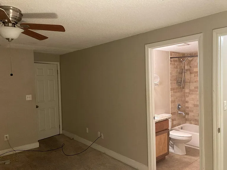 11340 Rustic Green Ct — Photo 41