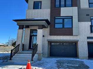 313 Conklin Rd #11, Brantford, ON N3T5L5