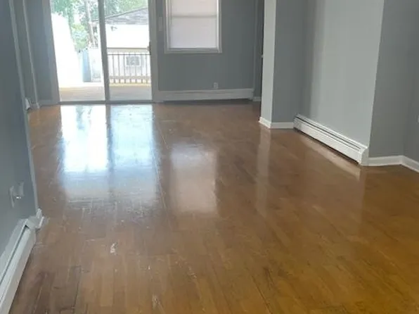 14 Meadow Street image 8 of 49