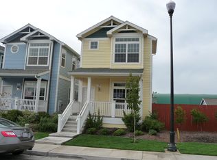 113 Hickory St, Roseville, CA 95678