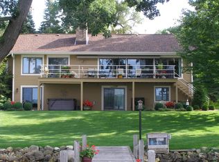 N20W29464 Oakton Rd, Pewaukee, WI 53072