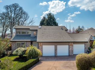 200 E Park Ct, Newberg, OR 97132