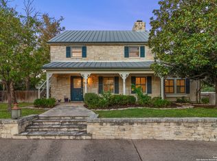 612 W San Antonio St, Fredericksburg, TX 78624