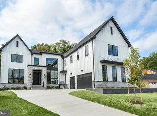 6908 Southridge Dr, Mc Lean, VA 22101