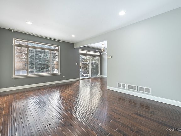 3rd image of 7237 Bradford Ct #135