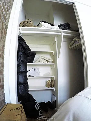 Rented by City Connections Realty | media 16