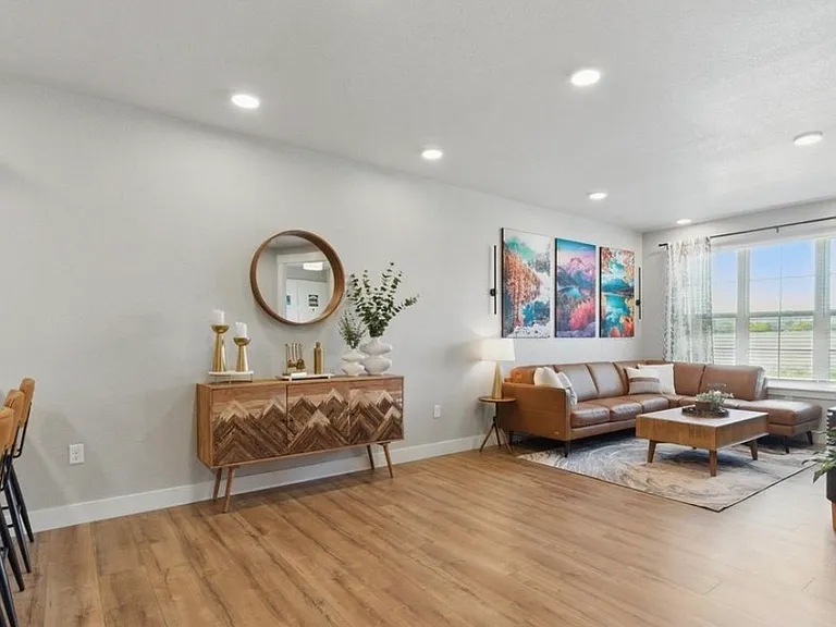 5076 Coolidge Ave — Photo 19