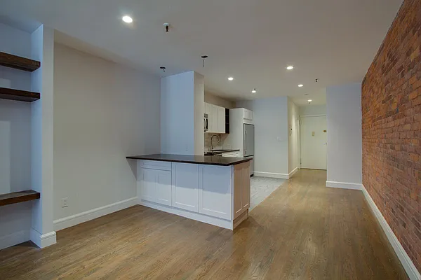 Rented by Northwind Group | media 3
