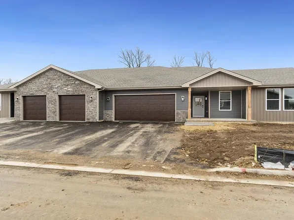 338 Stricker Way, Edgerton, WI 53534