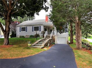 1030 Jennings Rd, Fairfield, CT 06824