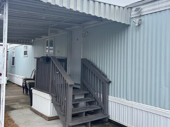 94 Fernwood Ave, Gloucester City, NJ 08030