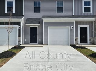 142 Randwick Ln, Greer, SC 29651