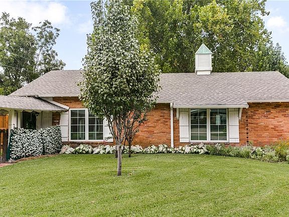 3rd image of 3341 Chaparral Dr