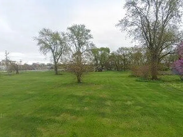7900 W Taft St, Merrillville, IN 46410