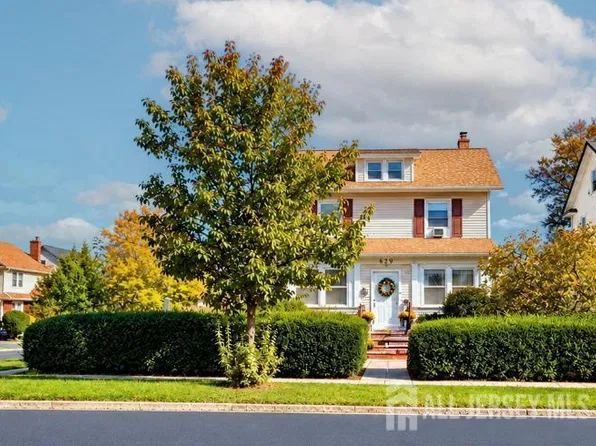 629 Chestnut St, Roselle Park, NJ 07204