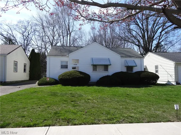 4186 W 226th St, Fairview Park, OH 44126