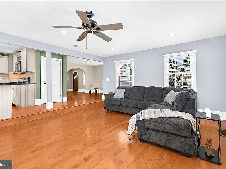 161 Margate Dr — Photo 14