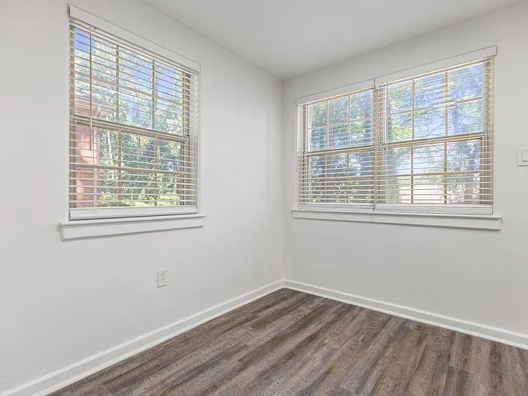 53 Faris Cir — Photo 10