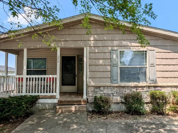 206 Pulliam Dr, Frankfort, KY 40601
