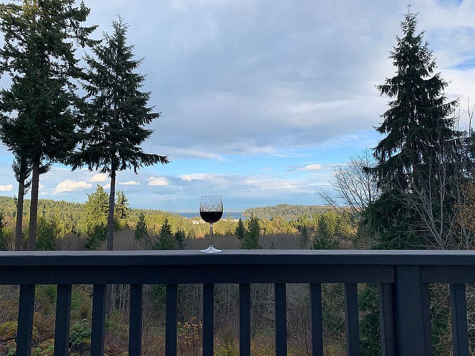 1st image of 135 Timber Heights Dr