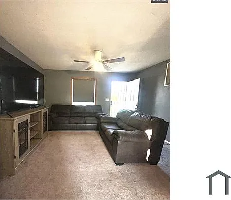 2 bed, $1,000 — Photo 2