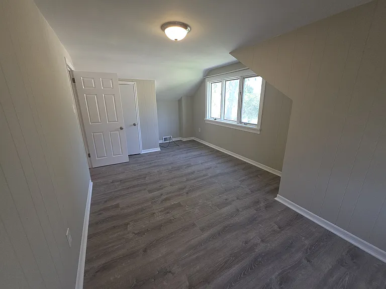 316 Hutchinson Ave — Photo 19