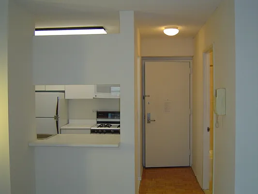 Rented by Royal Operation System | media 51