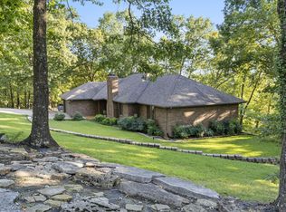 2 Rockdale Rd, Kimberling City, MO 65686