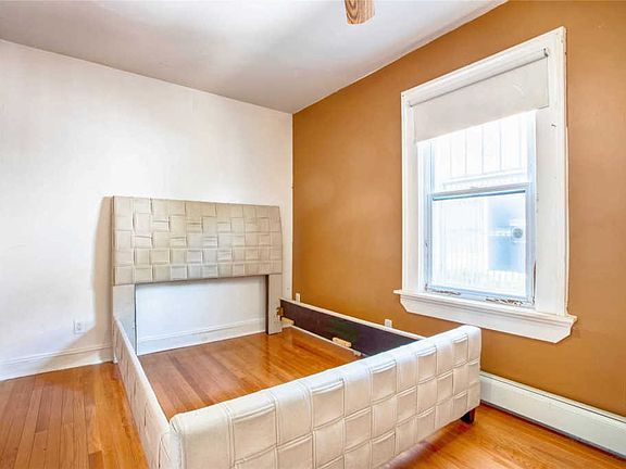 5th image of 60-11 171st St Floor 1