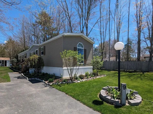 9 Freshwater Drive, Old Orchard Beach, ME 04064