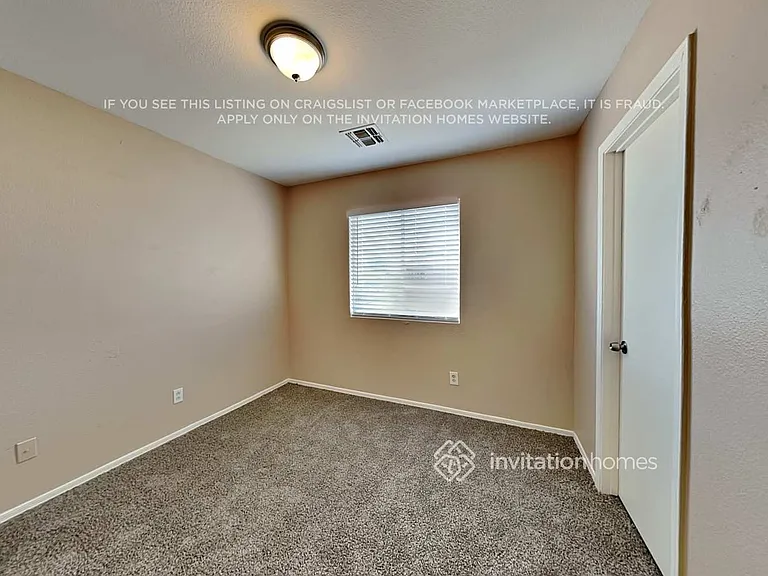 14572 N 154th Ave — Photo 18