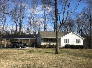 207 Nottingham Rd, Dickson, TN 37055