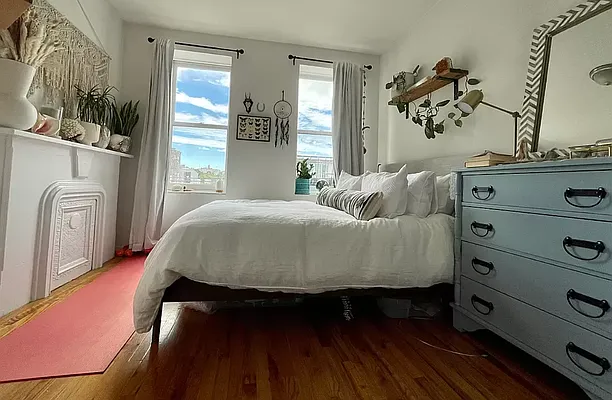 Rented by Building Equity Real Estate LLC | media 10