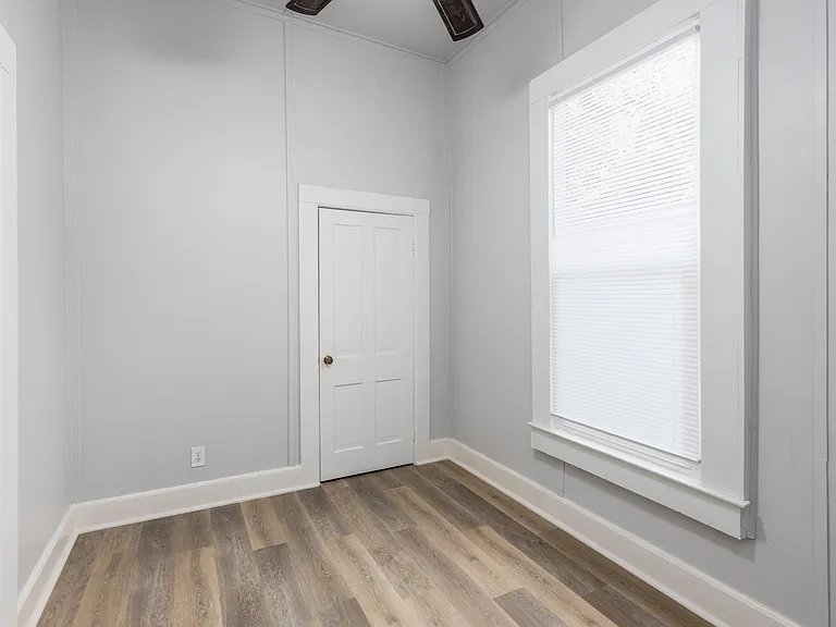 1464 S Main St — Photo 9