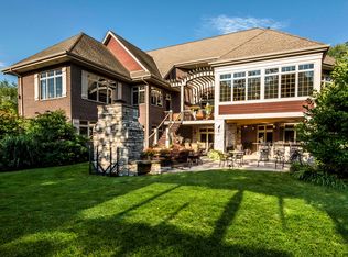 S100W35635 Eagles Preserve Dr, Eagle, WI 53119