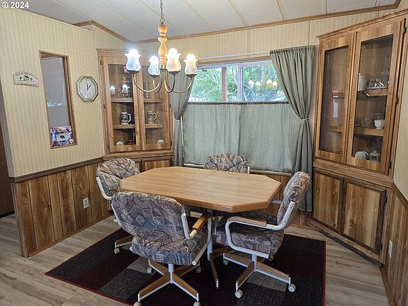 5th image of 331 Creswood Dr