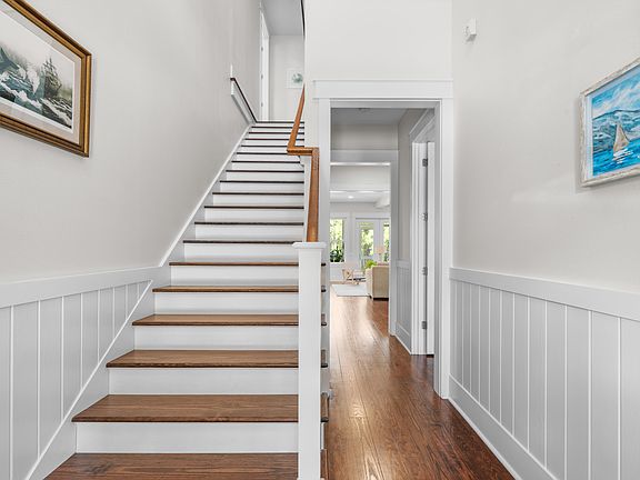 5th image of 579 Sandgrass Blvd