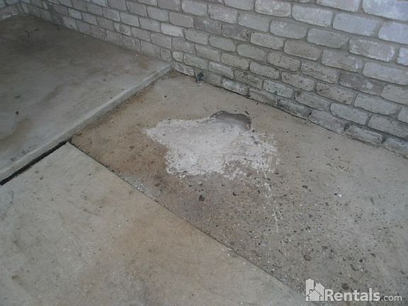 4th image of 4414 Huntington Woods St