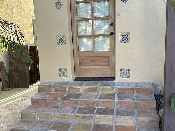 2nd image of 253 Covina Ave