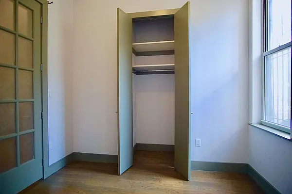 Rented by Lofts and Flats LLC | media 43