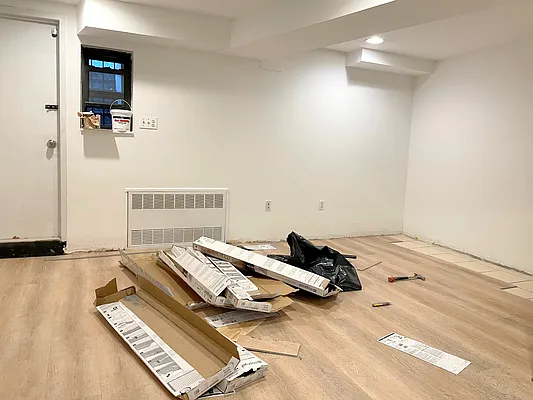 Rented by Douglas Elliman | media 24