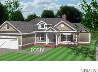 5519 Blackbeards Ln, New Bern, NC 28560