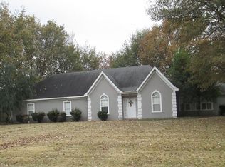 224 Rivertrace Dr, Marion, AR 72364
