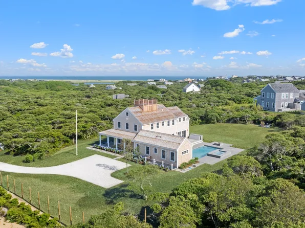 39 Chuck Hollow Rd, Nantucket, MA 02554