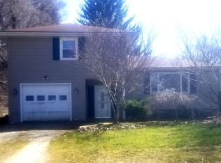 48639 Middle Ridge Rd, Amherst, OH 44001