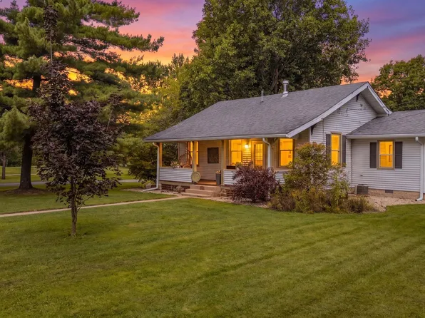 1996 W Railroad St, New Castle, IN 47362