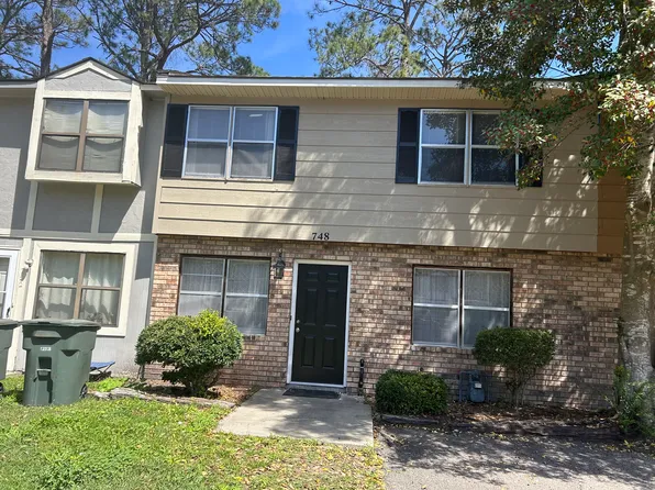 748 Elaine St, Hinesville, GA 31313