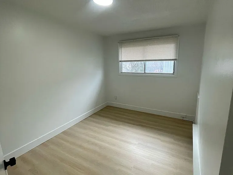 3382 Harvard Rd — Photo 68
