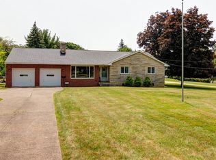 25462 Chardon Rd, Richmond Heights, OH 44143