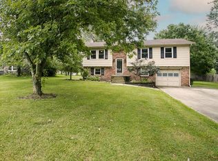 223 Menelaus Rd, Berea, KY 40403